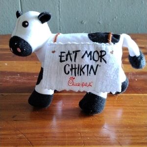 Chick-fil-A  "Eat Mor Chikin " 2017 Cow small plush toy-advertising item